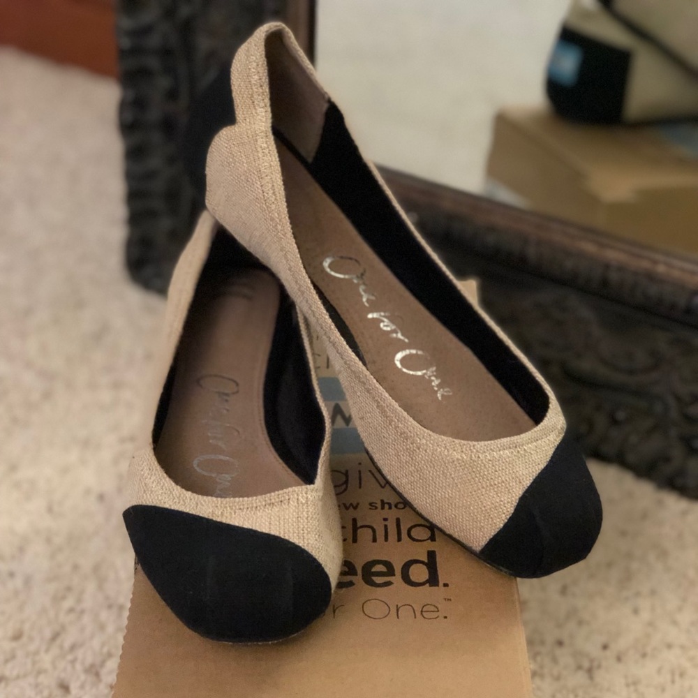 TOMS ballet flat size 8.5, Burlap Alessandra